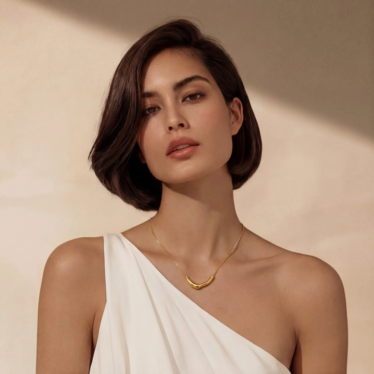 The Curvy One | Statement Necklace