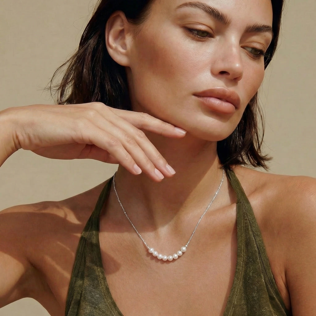 Luna | Pearl Arc Necklace