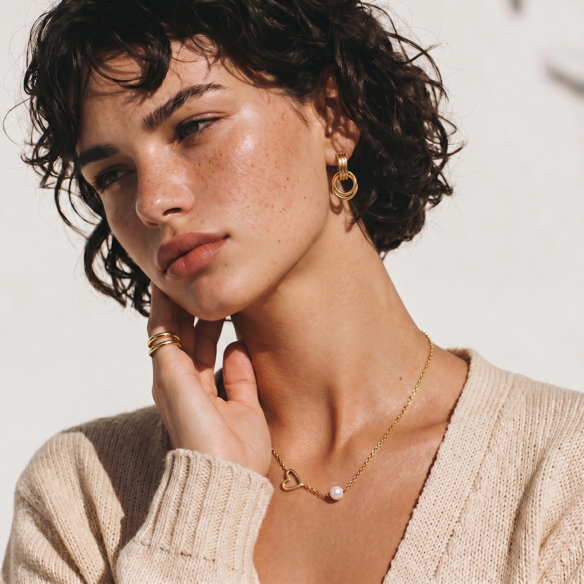 Circlo | Linear Loop Drop Earrings