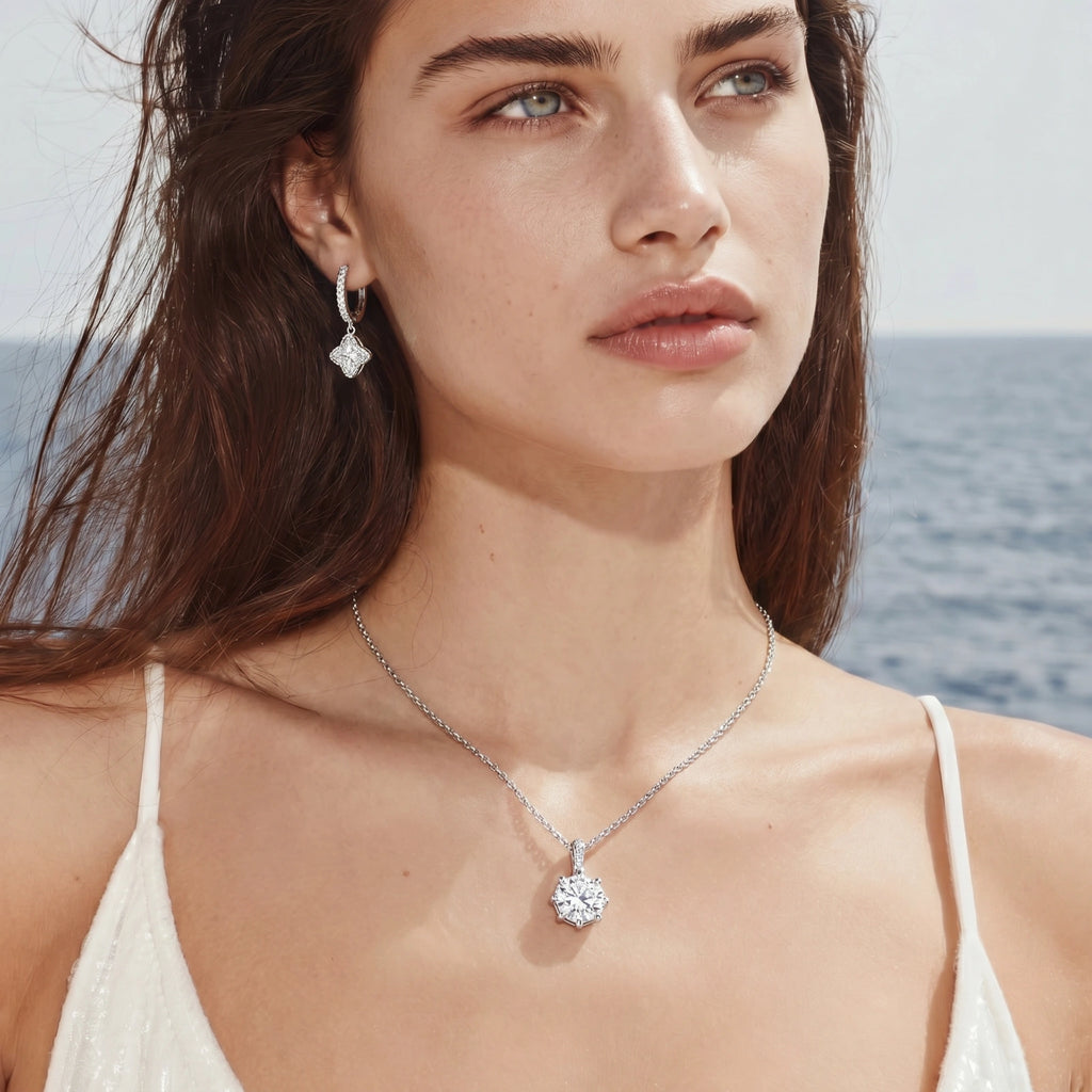 Kristal | Sophisticated Pendant Necklace